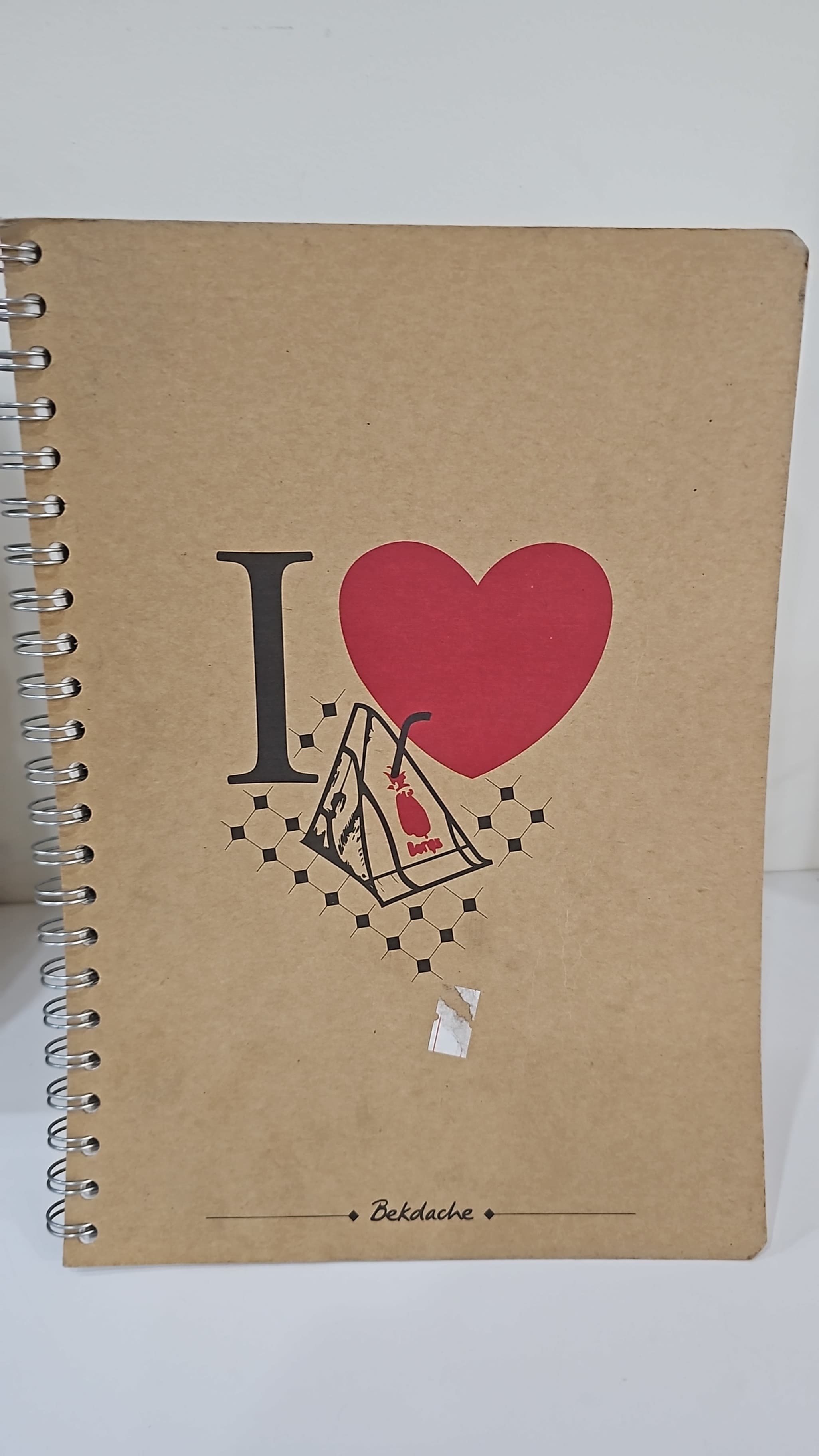 I Love Bonjous Drawing - Copybook - A4 - 1 Subject - Spiral Bound Paperback - Boxes Lines (Math) - 96 Pages - Opens to the Left
