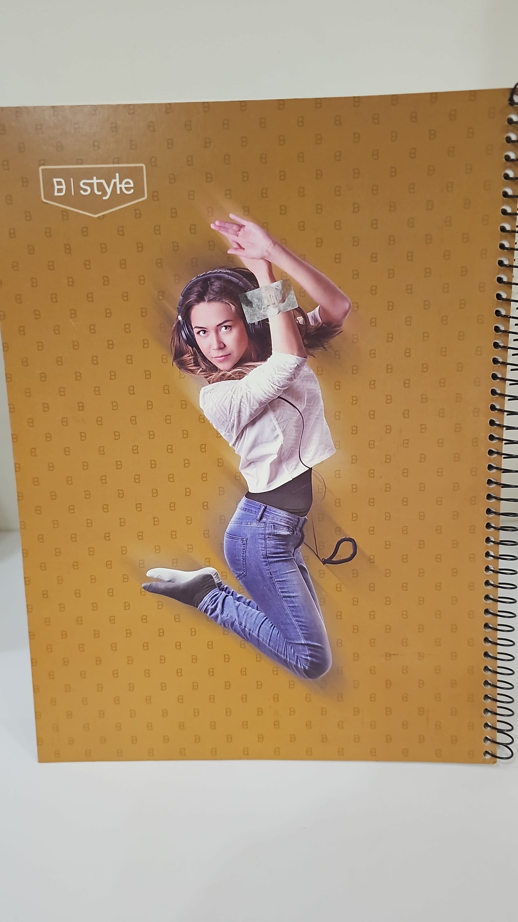 Girl Yellow Cover - Copybook - A4 - 1 Subject - Spiral Bound Paperback - Single Line (Arabic) - 96 Pages - Opens to the Right